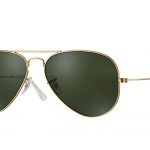 Ray-Ban Aviator Classic Sunglasses with Gold Frame/Polarized Green Classic G-15 Lens